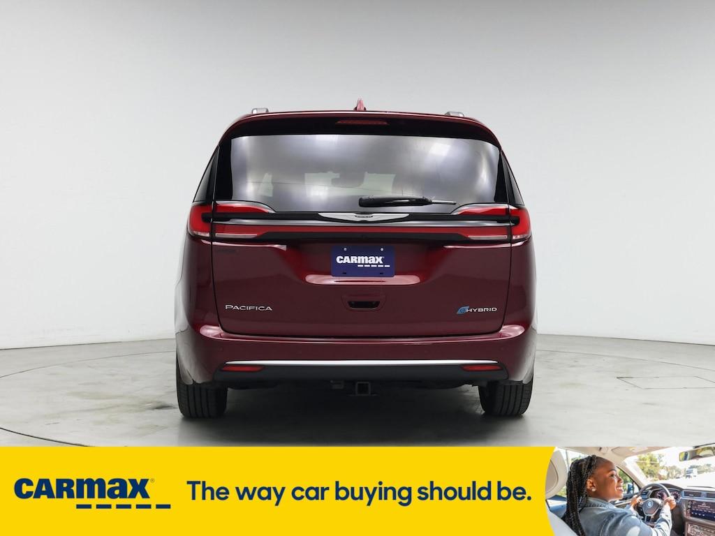used 2022 Chrysler Pacifica Hybrid car, priced at $40,998
