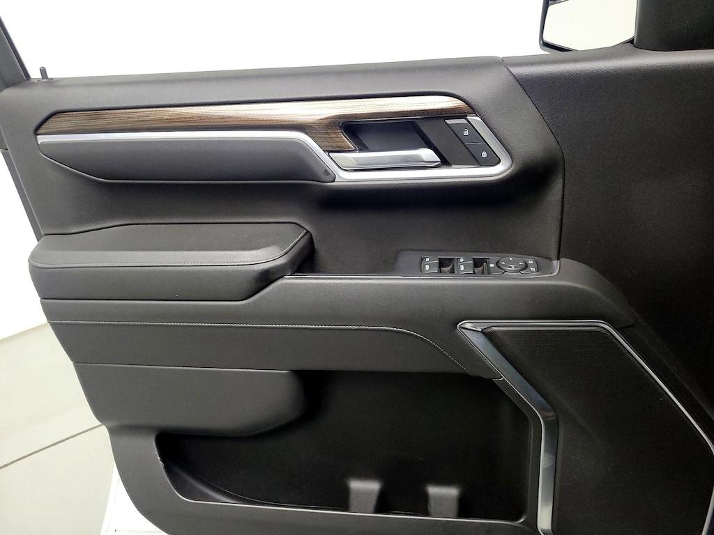 used 2022 Chevrolet Silverado 1500 car, priced at $33,998