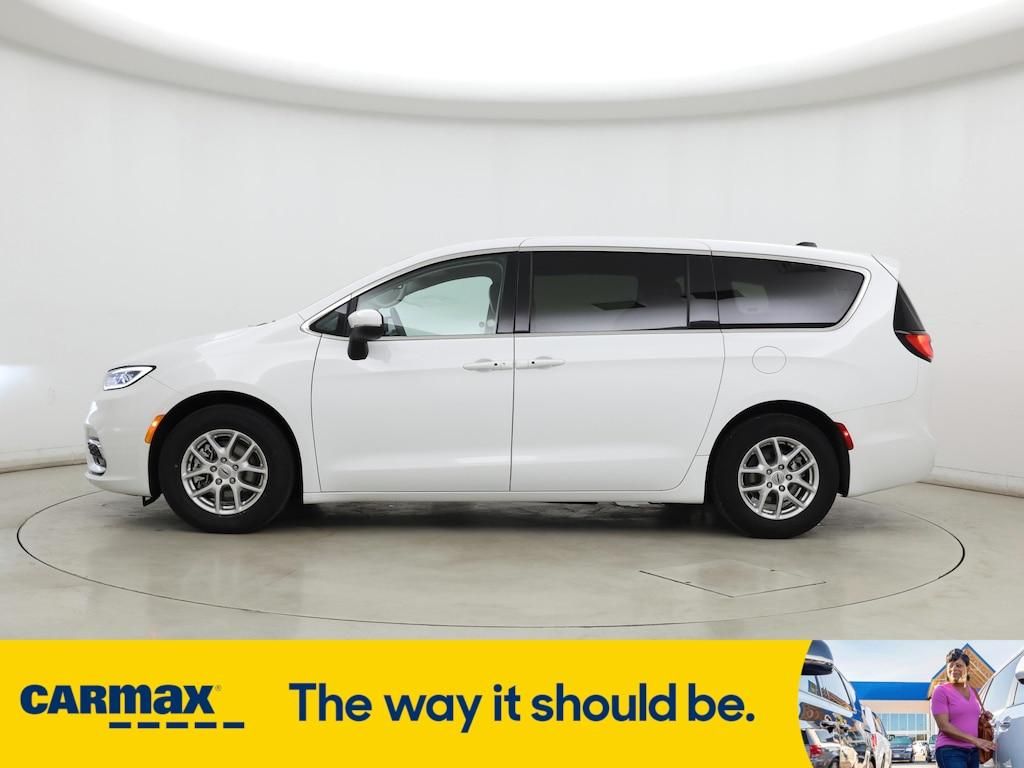 used 2023 Chrysler Pacifica car, priced at $24,998