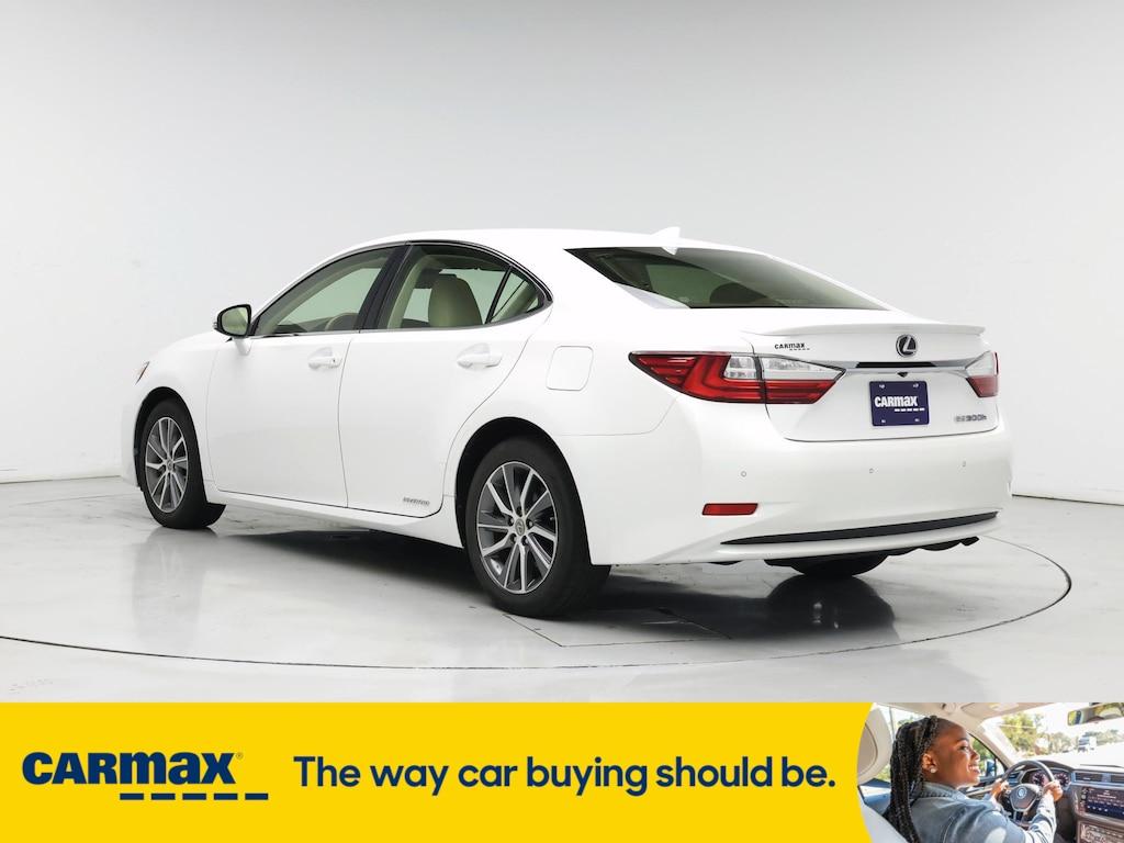 used 2017 Lexus ES 300h car, priced at $22,998