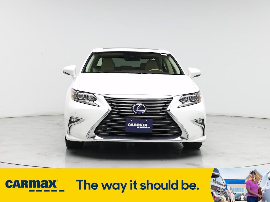 used 2017 Lexus ES 300h car, priced at $22,998