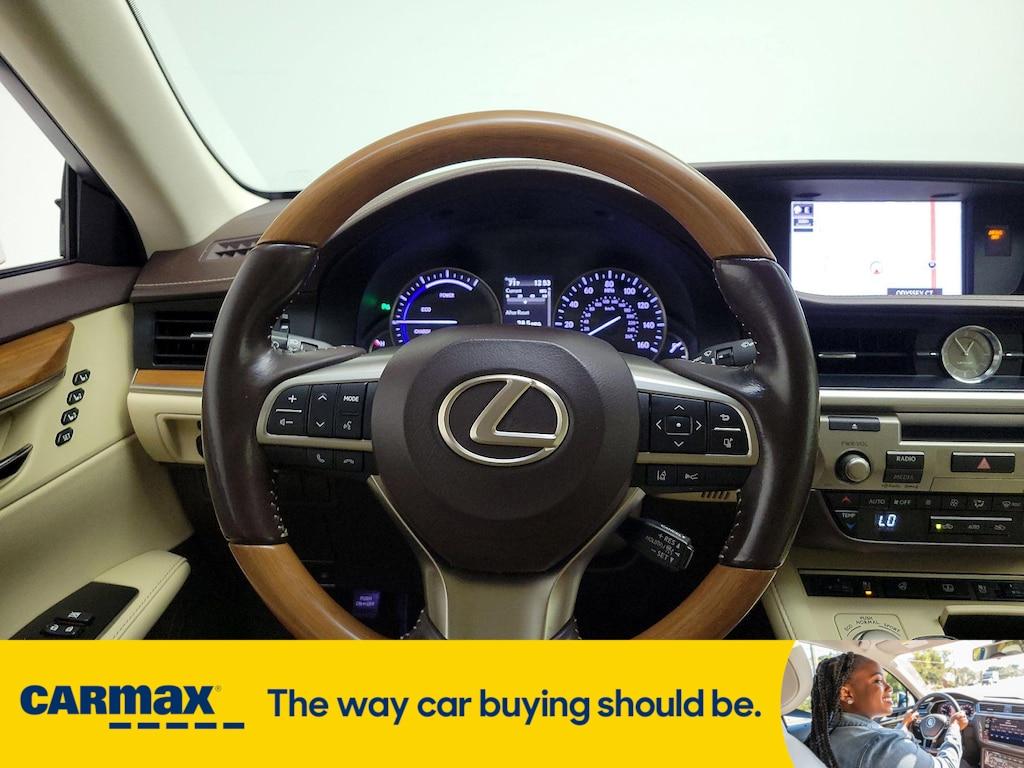 used 2017 Lexus ES 300h car, priced at $22,998