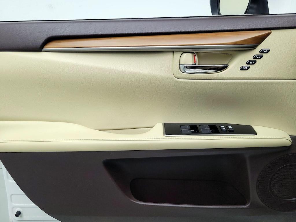 used 2017 Lexus ES 300h car, priced at $22,998