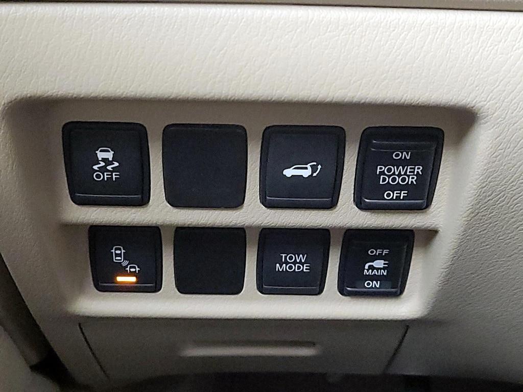 used 2015 Nissan Pathfinder car, priced at $17,998
