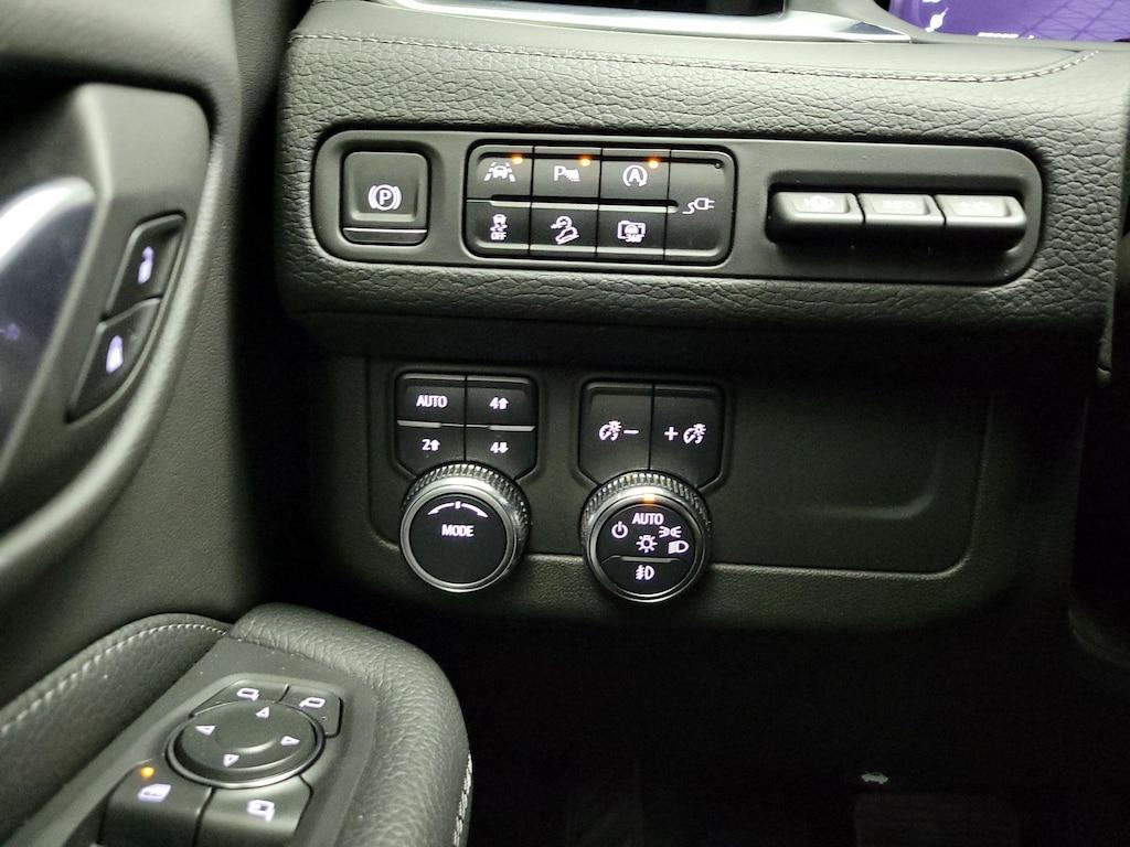 used 2022 GMC Yukon XL car, priced at $60,998