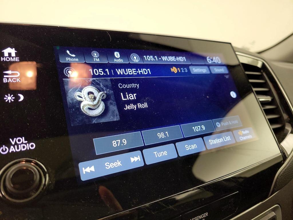 used 2022 Honda Pilot car, priced at $31,998