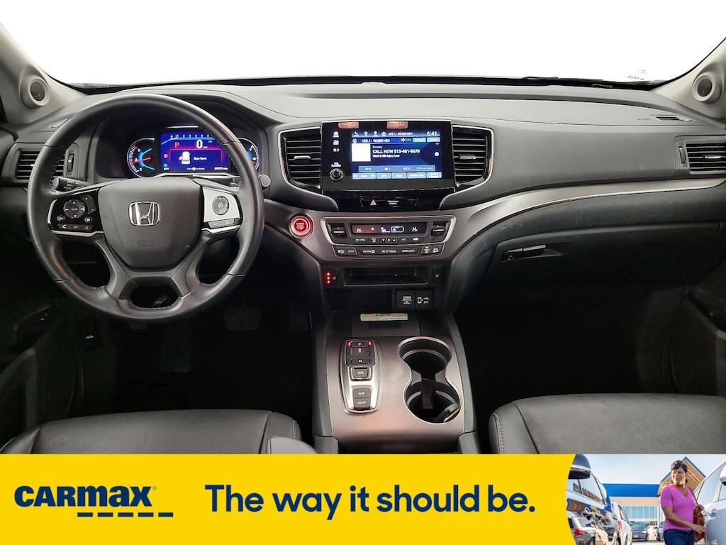 used 2022 Honda Pilot car, priced at $31,998