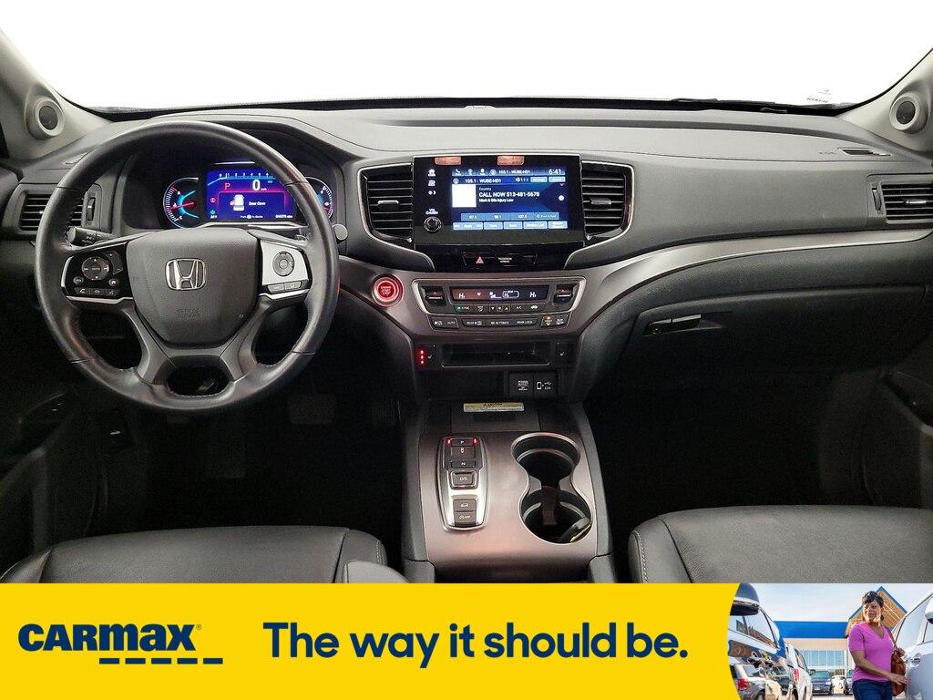 used 2022 Honda Pilot car, priced at $31,998
