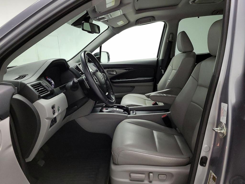 used 2017 Honda Pilot car, priced at $25,998