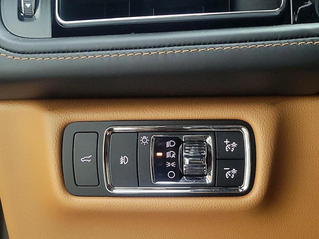 used 2020 Lincoln Aviator car, priced at $42,998