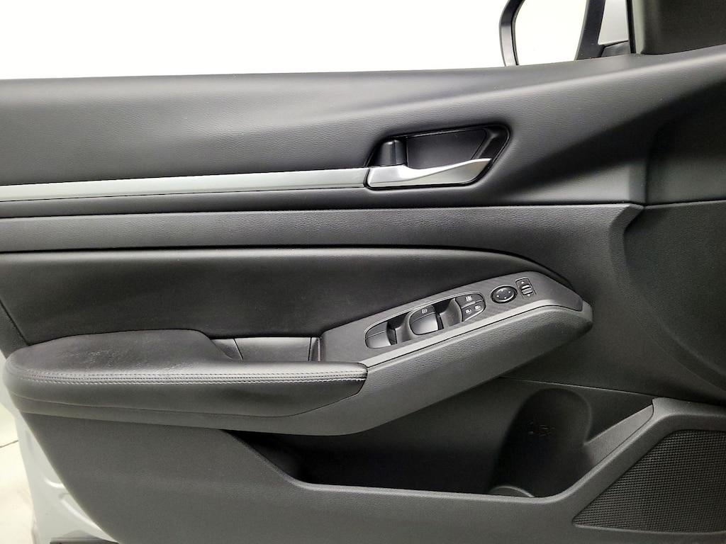 used 2022 Nissan Altima car, priced at $23,998