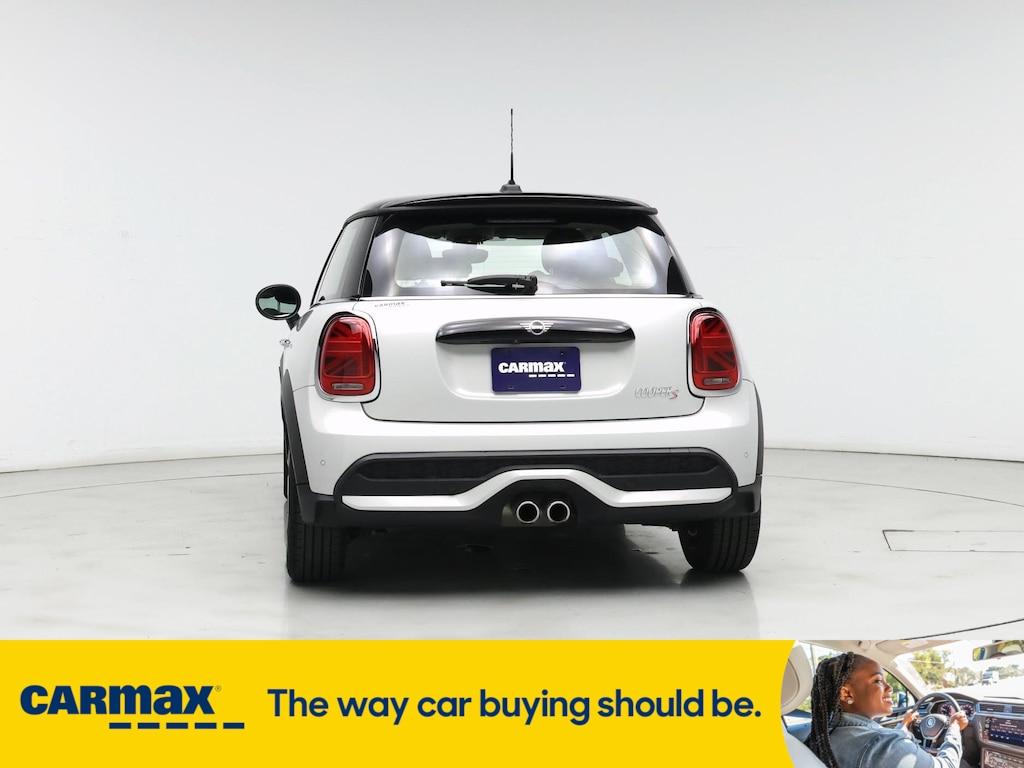 used 2023 MINI Hardtop car, priced at $25,998