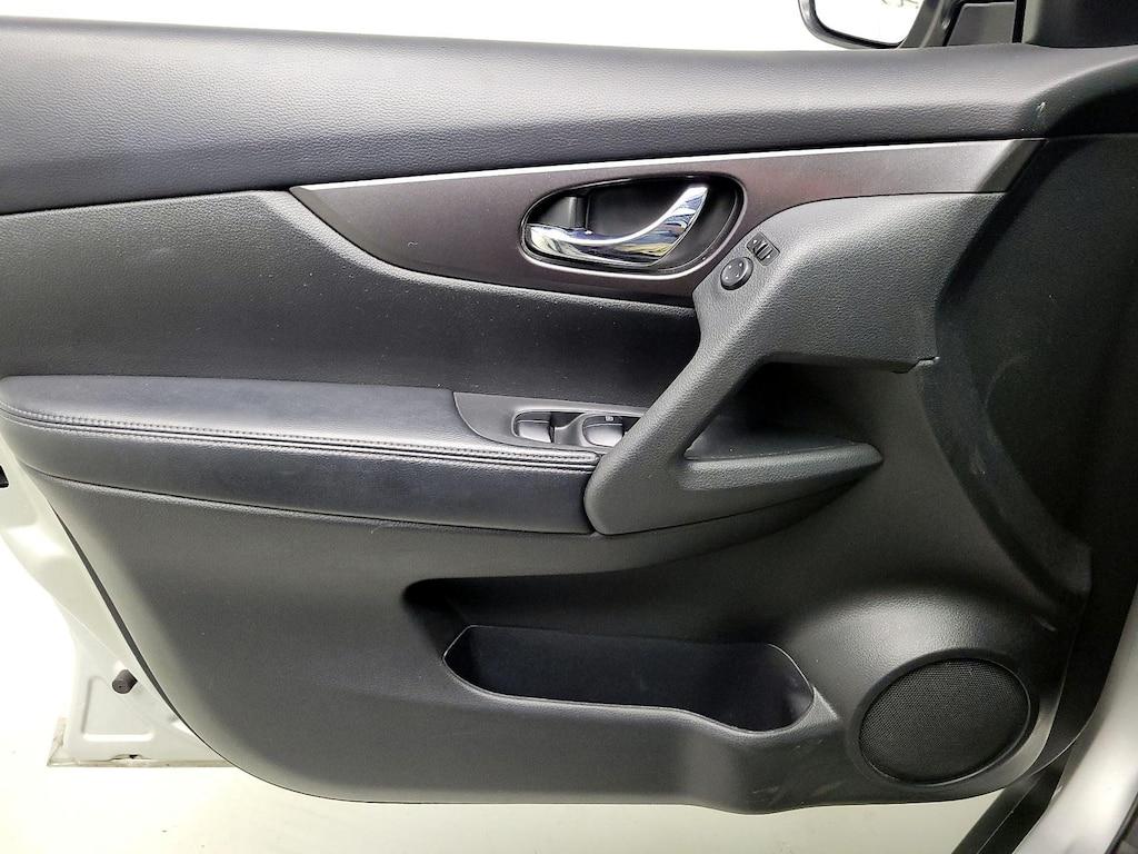 used 2016 Nissan Rogue car, priced at $17,998