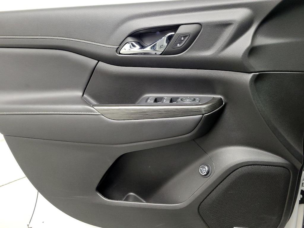 used 2023 GMC Acadia car, priced at $32,998