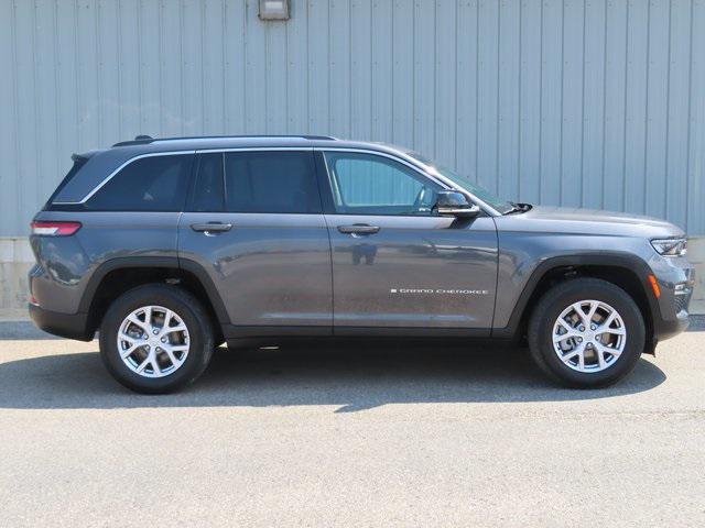 used 2022 Jeep Grand Cherokee car, priced at $36,350