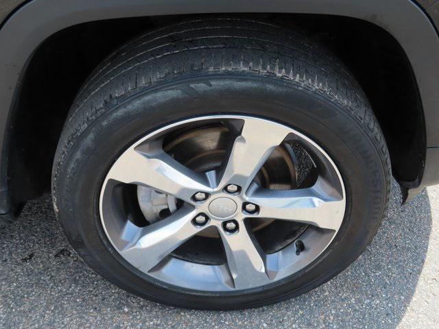 used 2021 Jeep Grand Cherokee L car, priced at $31,995