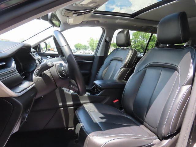 used 2021 Jeep Grand Cherokee L car, priced at $31,995