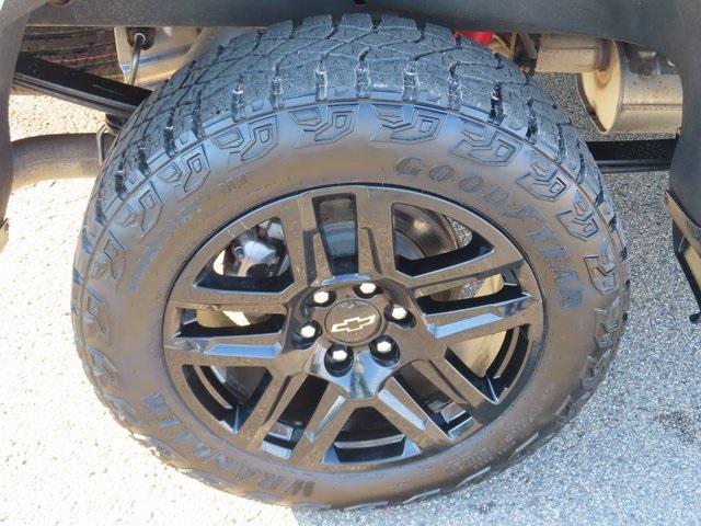 used 2024 Chevrolet Silverado 1500 car, priced at $39,997