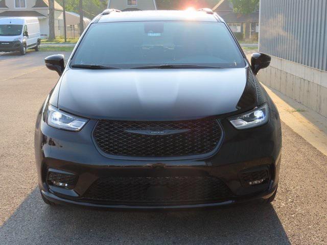 new 2026 Chrysler Pacifica car, priced at $52,995