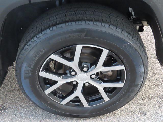 used 2023 Jeep Grand Cherokee car, priced at $32,270