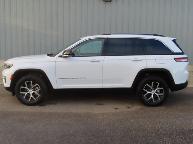 used 2023 Jeep Grand Cherokee car, priced at $32,270