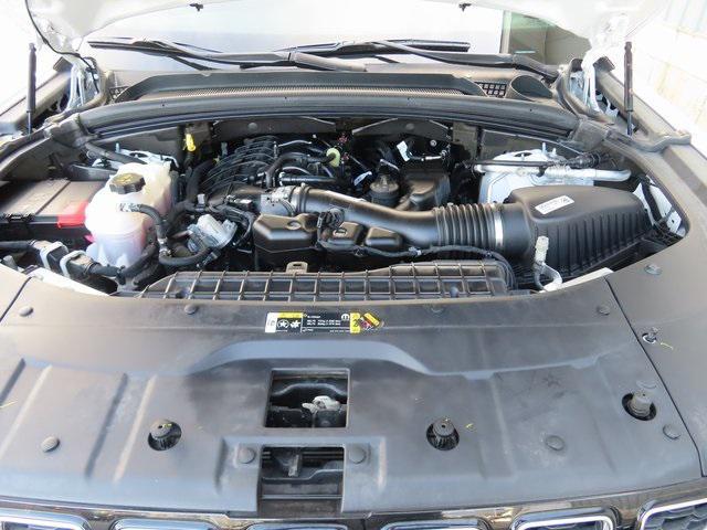 used 2023 Jeep Grand Cherokee car, priced at $32,270