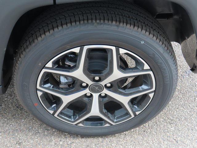 new 2025 Jeep Compass car, priced at $32,148