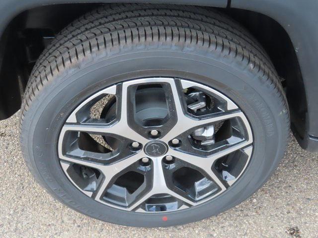 new 2025 Jeep Compass car, priced at $32,148