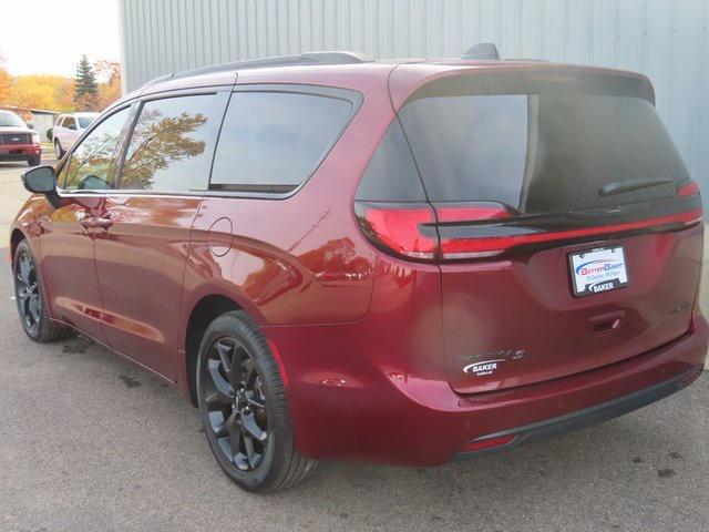 used 2023 Chrysler Pacifica car, priced at $38,995