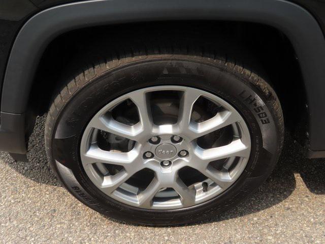 used 2022 Jeep Compass car, priced at $23,995