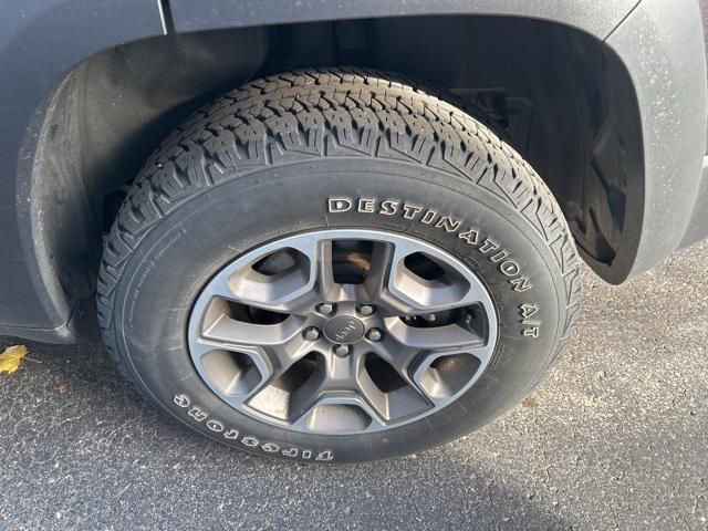 used 2022 Jeep Cherokee car, priced at $22,950