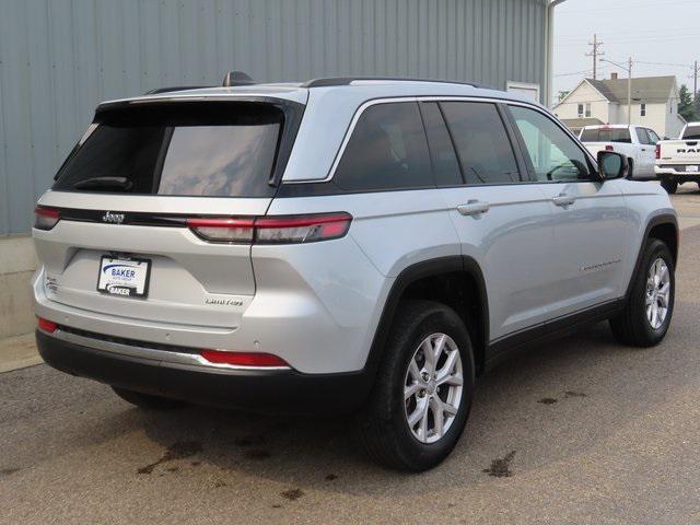 used 2022 Jeep Grand Cherokee car, priced at $32,998