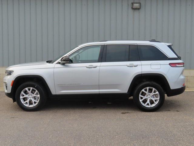 used 2022 Jeep Grand Cherokee car, priced at $32,998