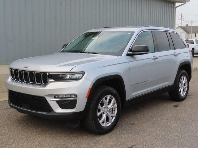 used 2022 Jeep Grand Cherokee car, priced at $32,998