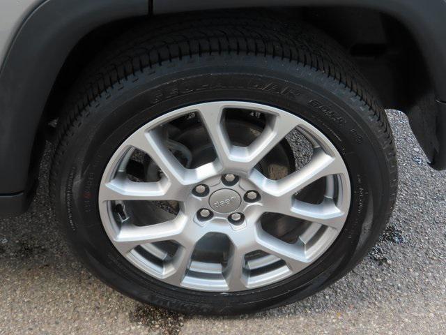 used 2022 Jeep Compass car, priced at $22,895