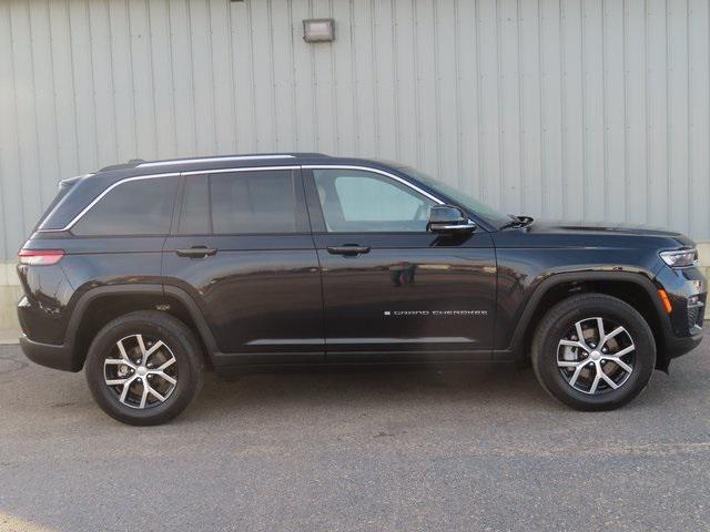 used 2023 Jeep Grand Cherokee car, priced at $39,995