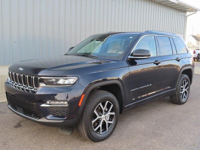 used 2023 Jeep Grand Cherokee car, priced at $39,995