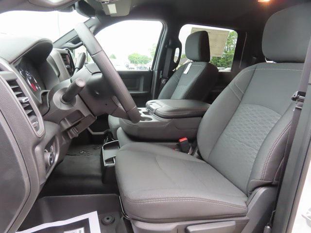 new 2025 Ram 2500 car, priced at $67,076