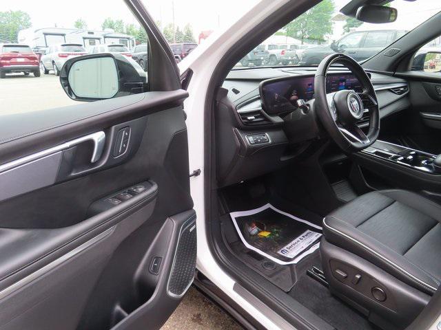 used 2025 Buick Enclave car, priced at $47,500