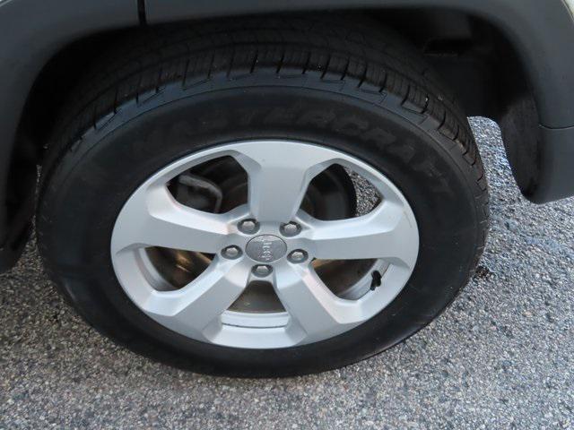 used 2020 Jeep Compass car, priced at $18,494