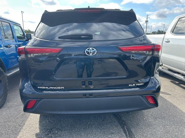 used 2020 Toyota Highlander car, priced at $29,685