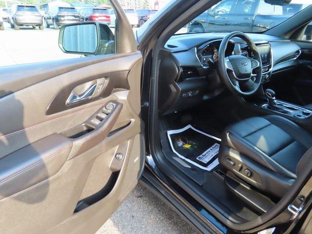 used 2023 Chevrolet Traverse car, priced at $44,995