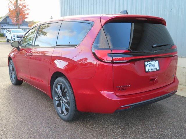 new 2026 Chrysler Pacifica car, priced at $46,338