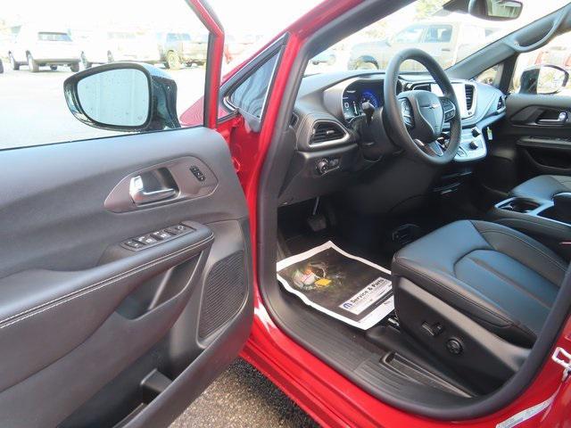 new 2026 Chrysler Pacifica car, priced at $46,338