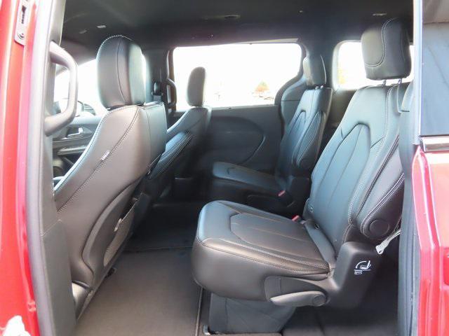 new 2026 Chrysler Pacifica car, priced at $46,338