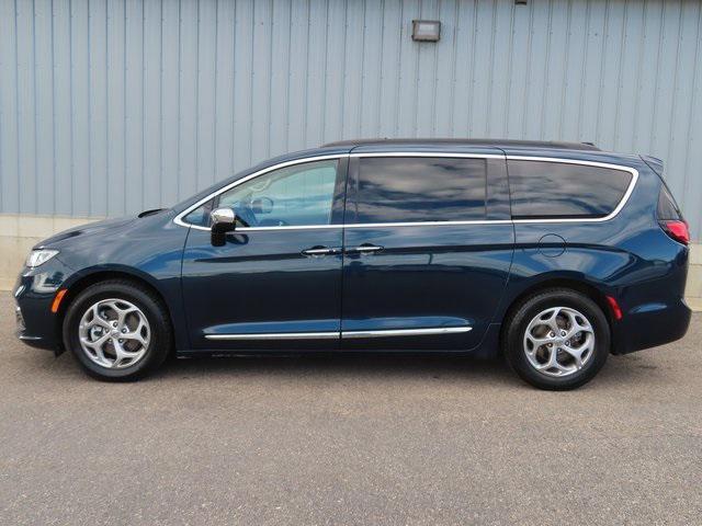 used 2023 Chrysler Pacifica car, priced at $29,995