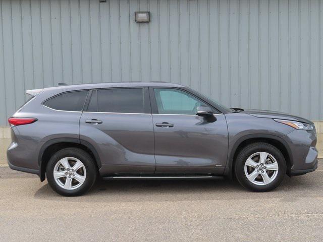 used 2023 Toyota Highlander Hybrid car, priced at $41,998