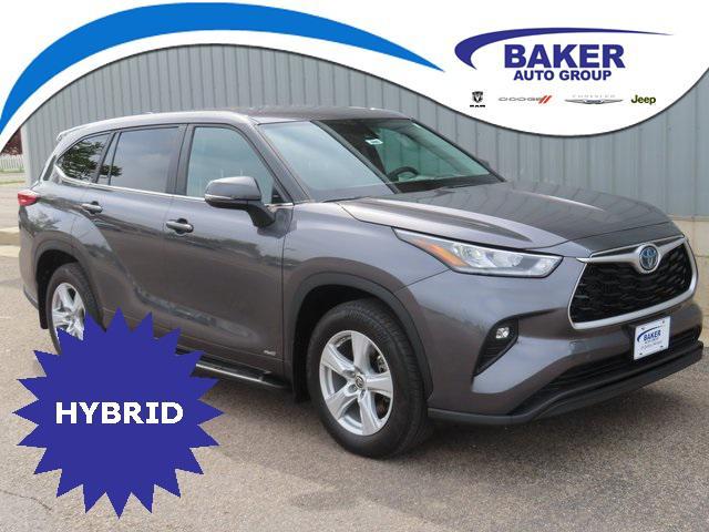 used 2023 Toyota Highlander Hybrid car, priced at $41,998