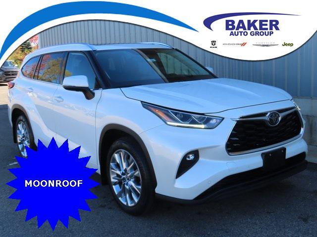 used 2020 Toyota Highlander car, priced at $34,881