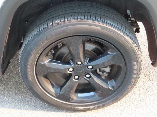 used 2023 Jeep Grand Cherokee L car, priced at $32,998